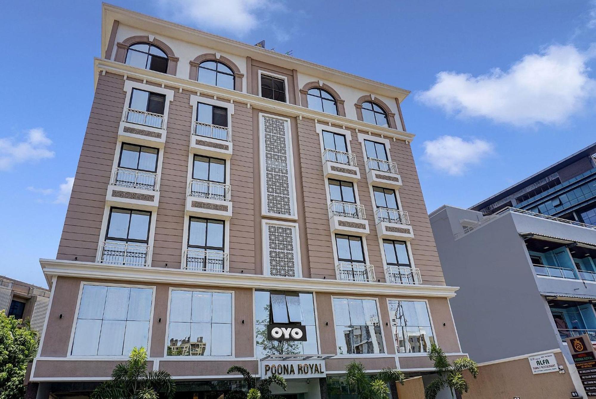 Super Townhouse Poona Royal Hotel Pimpri-Chinchwad ภายนอก รูปภาพ